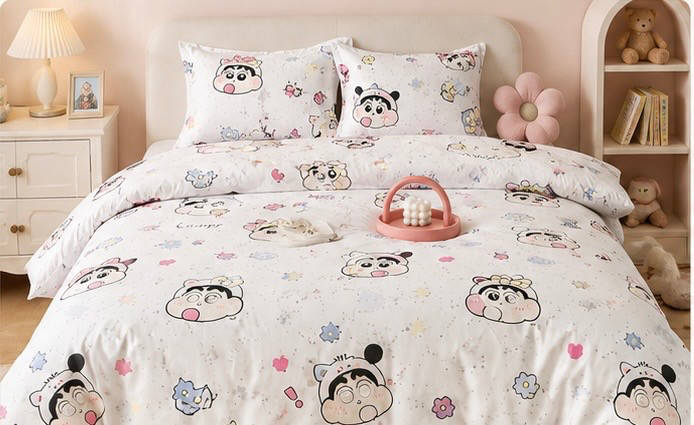 Shinchan Family - Comfy Cotton Blend Bedsheet